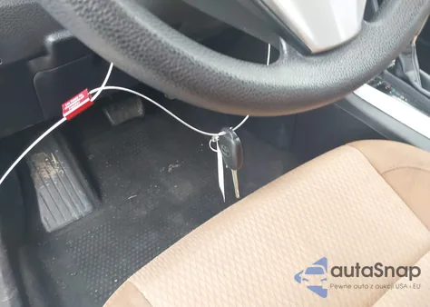 2016 Toyota Corolla Le из США, поврежденный, VIN 2T1BURHE4GC712884